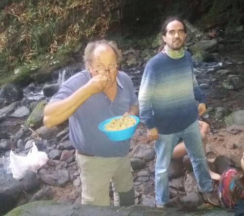 improvised lunch in São Miguel island country side