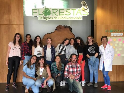 Descoberta Jovem students in Ponta Delgada Science Museum